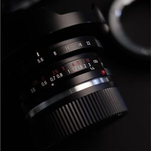 Voigtlander ULTRA WIDE-HELIAR 12mm F/5.6 Aspherical II VM Leica M Lens
